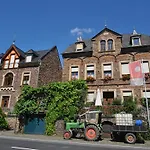 Am Moselufer *