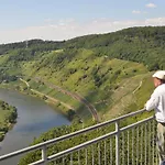 Am Moselufer Daire