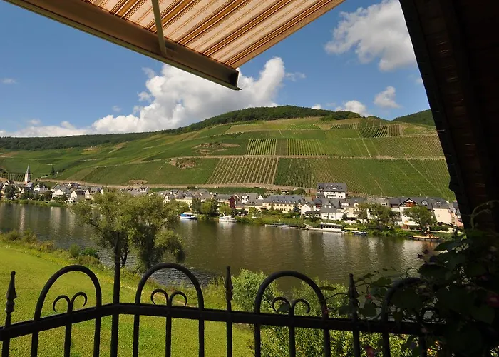 Am Moselufer Apartamento Zell an der Mosel